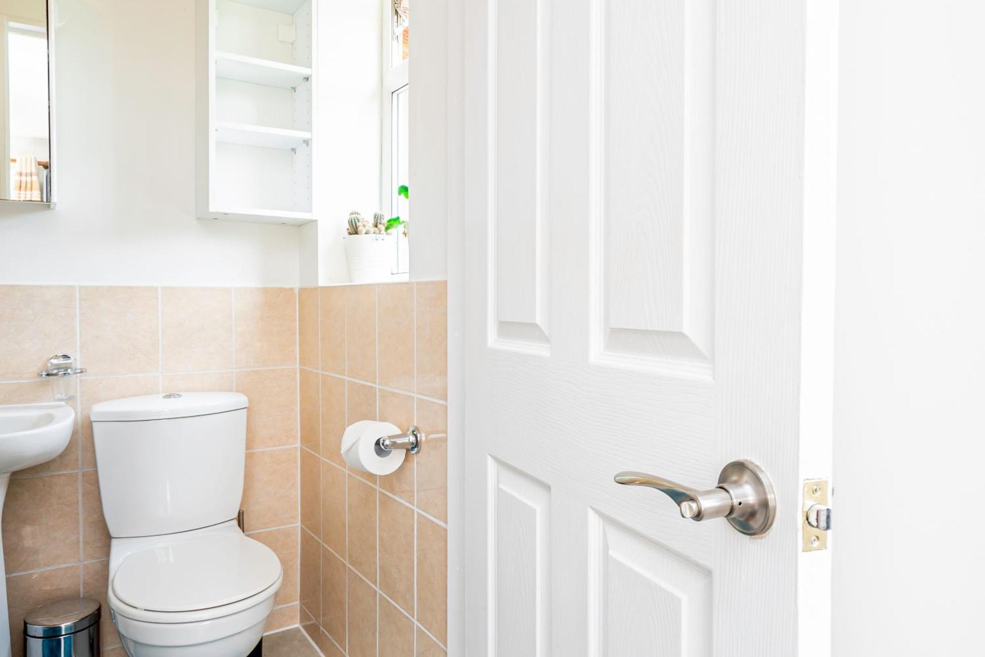 Earley Luxury Ensuite Room With Private Entrance Reading Exterior foto